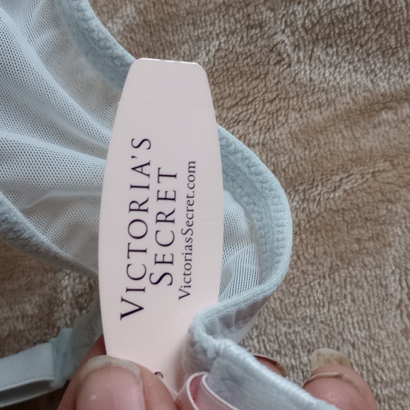 Victoria Secret Body by Victoria 34C bra Ice Blue - Picture 7 of 10